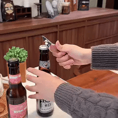 TipsyBird™ | Lekfull och dekorativ flasköppnare i form av en fågel