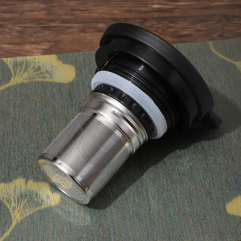 BloomPot™ | Den smarta tekannan som häller upp perfektion med ett enkelt knapptryck