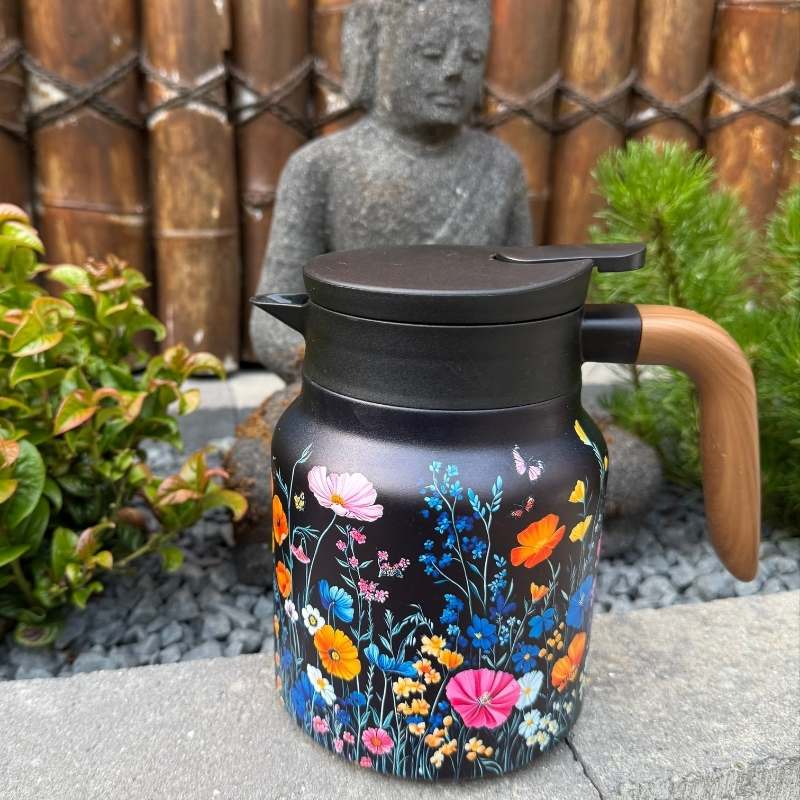 BloomPot™ | Den smarta tekannan som häller upp perfektion med ett enkelt knapptryck